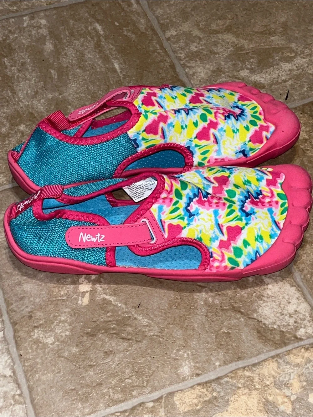 Nextz Kids' Pink Multicolor Tie-Dye Water Shoes